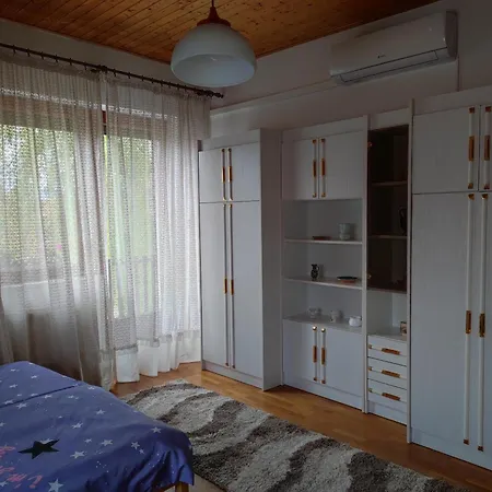Apartment Helga *